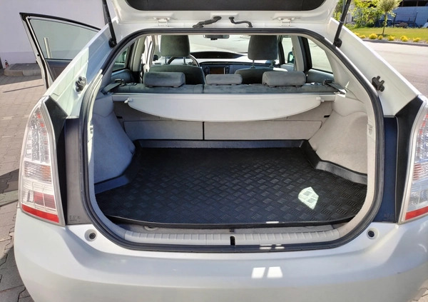 Toyota Prius cena 38000 przebieg: 256500, rok produkcji 2010 z Bydgoszcz małe 326